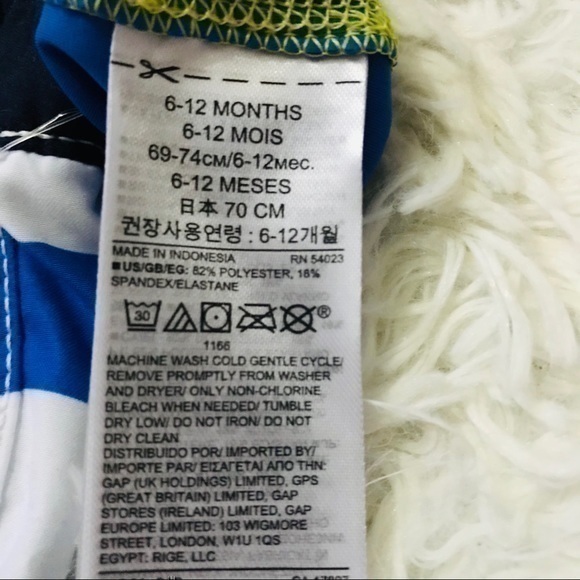 Swim Baby Boy’s Rash Guard Set Baby Gap - Picture 8 of 10